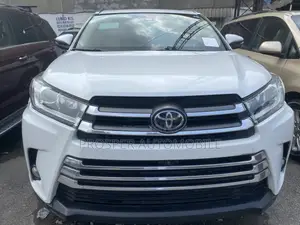 Toyota Highlander Limited 4x4 V6 (3.5L 6cyl 8A) 2017 White