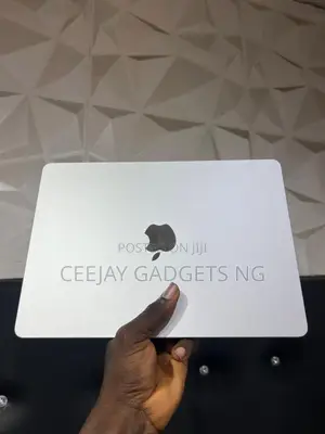 Laptop Apple MacBook Air 2023 M2 8GB Apple M2 SSD 256GB
