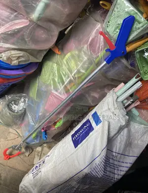 Dustbins Picker