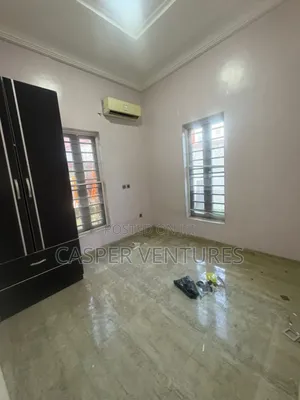 1bdrm Room & Parlour in Van Daniels, Lekki Phase 2 for rent