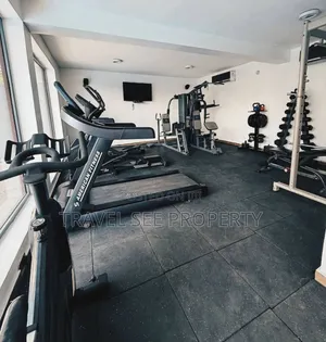 Furnished 4bdrm Duplex in Bananas Lsland for rent