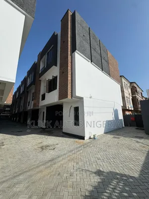 4bdrm Townhouse/Terrace in Lekki for sale