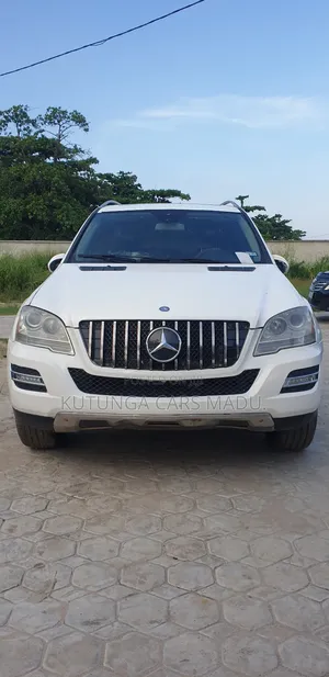 Mercedes-Benz M Class 2010 White