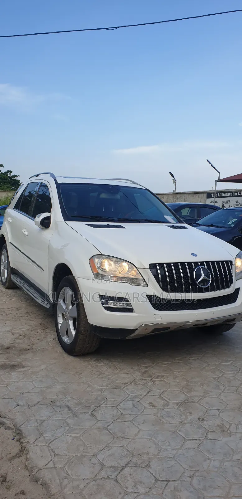 Mercedes-Benz M Class 2010 White