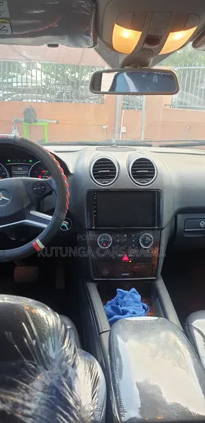 Mercedes-Benz M Class 2010 White