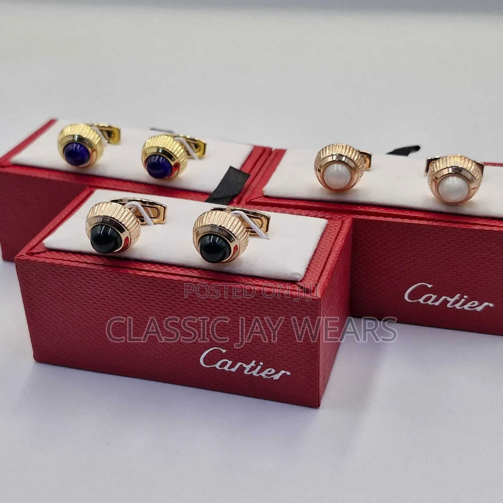 Bunch Designer Cartier Cuff Links