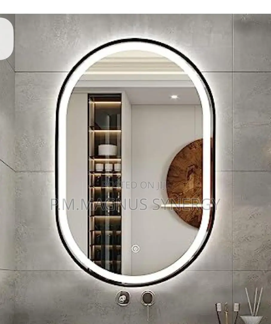 England Quality Mirror With Light.