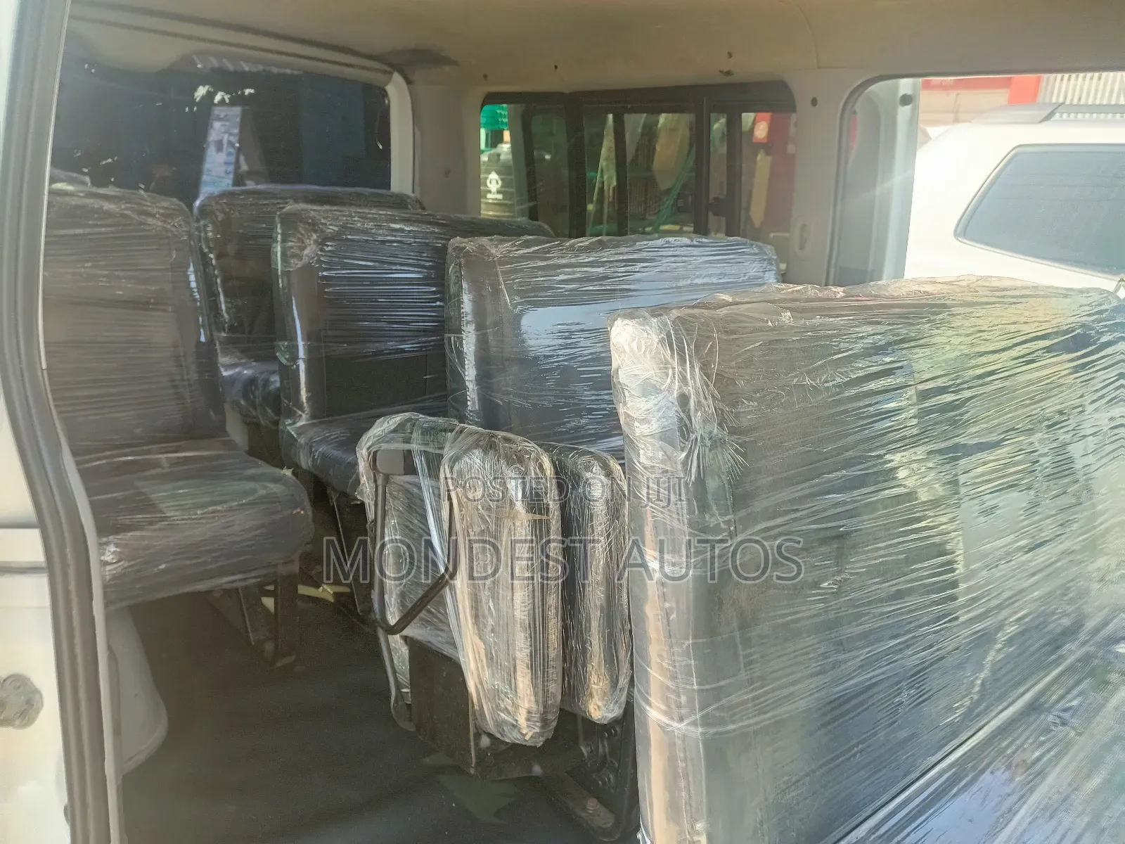 Toyota Grand HiAce 2013 White