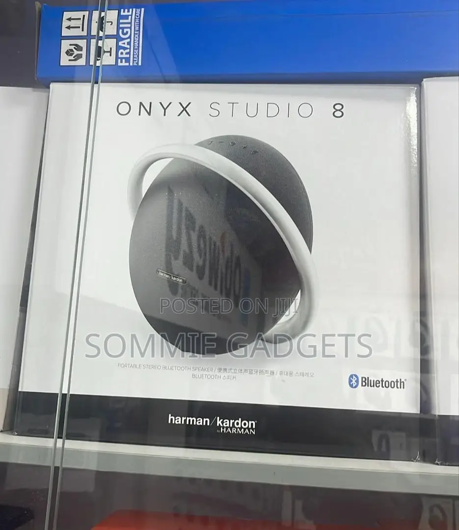 Onyx Studio 8