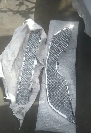 Complete Front Grill Camry 2007 / 2010 Sport Available