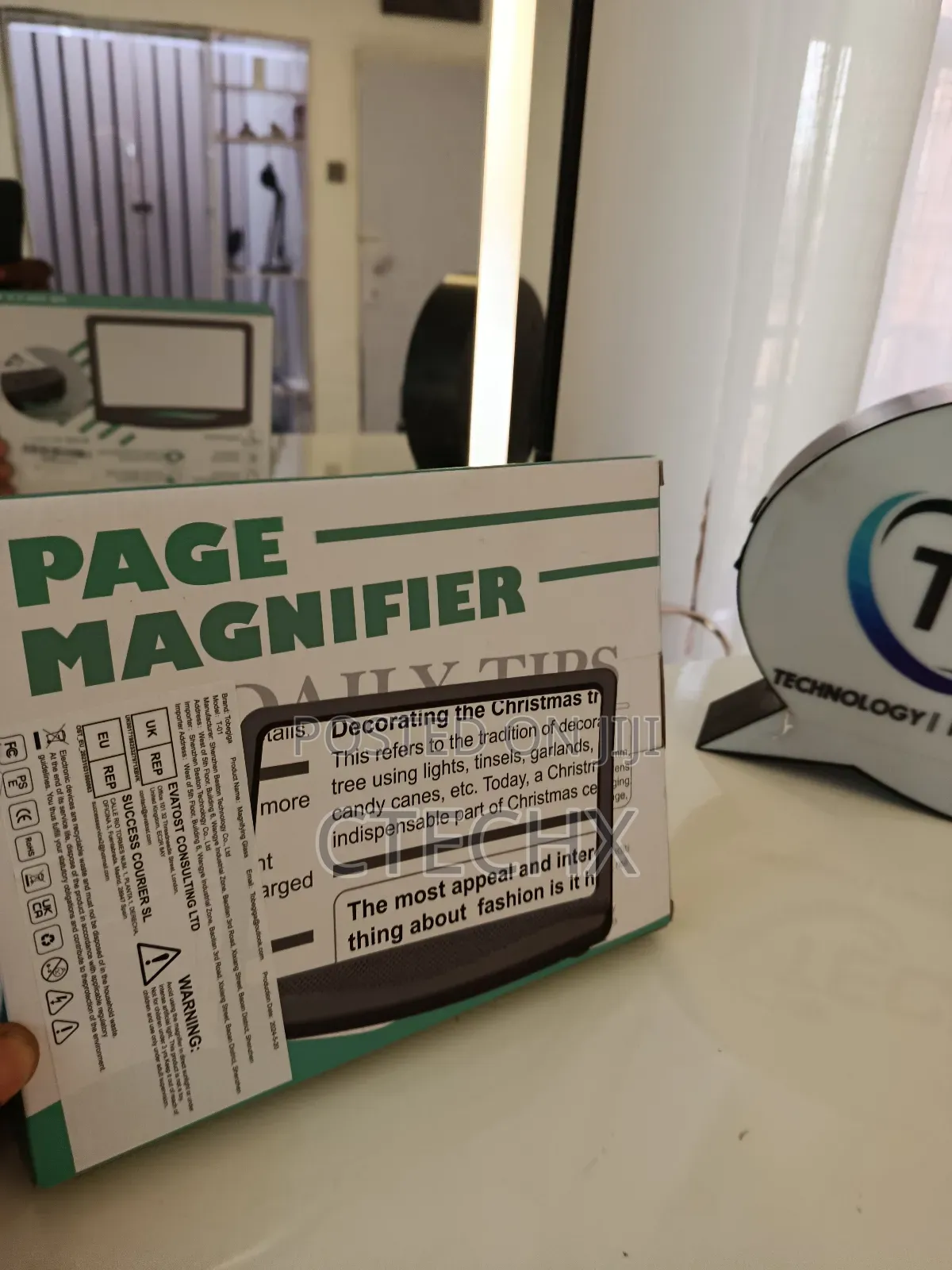 Full Page Magnifier Reading Devices for Visually Impaired