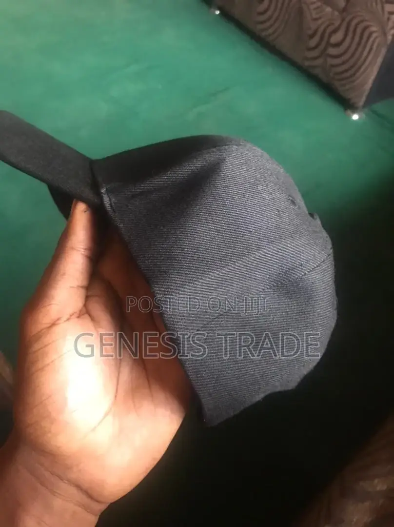 Face Cap / Baseball Cap