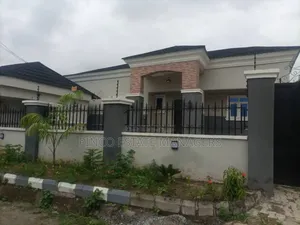 3bdrm Bungalow in Efab City Estate, Life Camp for sale