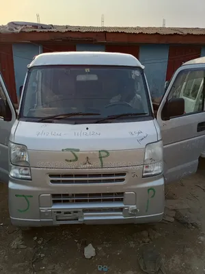 Suzuki Every 2022 Silver