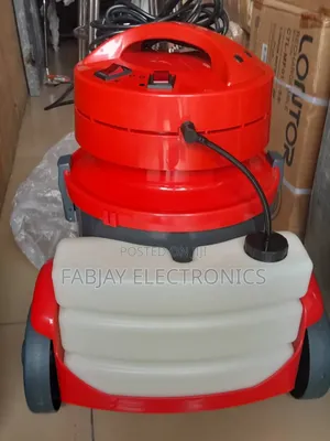 Industrial Vacuum Cleaner