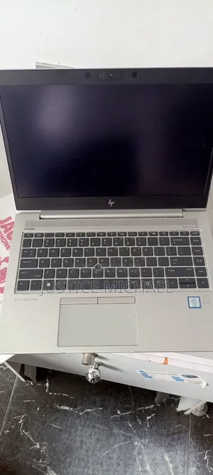 Laptop HP EliteBook 840 G6 1GB Intel Core I7 SSD 256GB