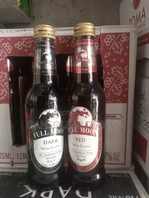 Photo - Full Moon Red Wine