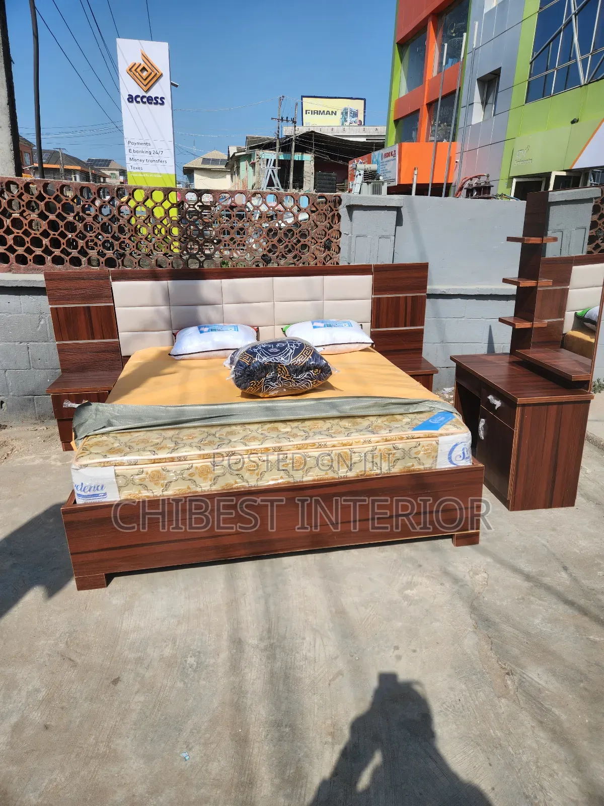 Executive 6by6 Wooden Bed Frame/Bed Stand