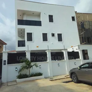 4bdrm Townhouse/Terrace in Ikeja for sale