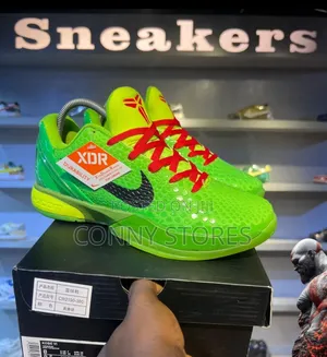 Premium and Luxury Kobe 6 Proto "Grinch"