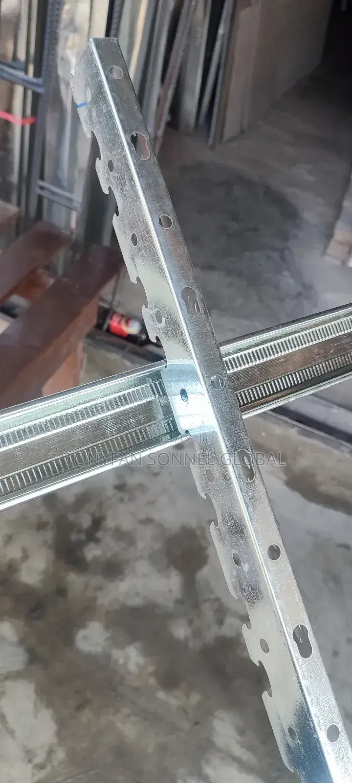Ceiling Hanger