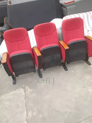 Uk Standard Chair