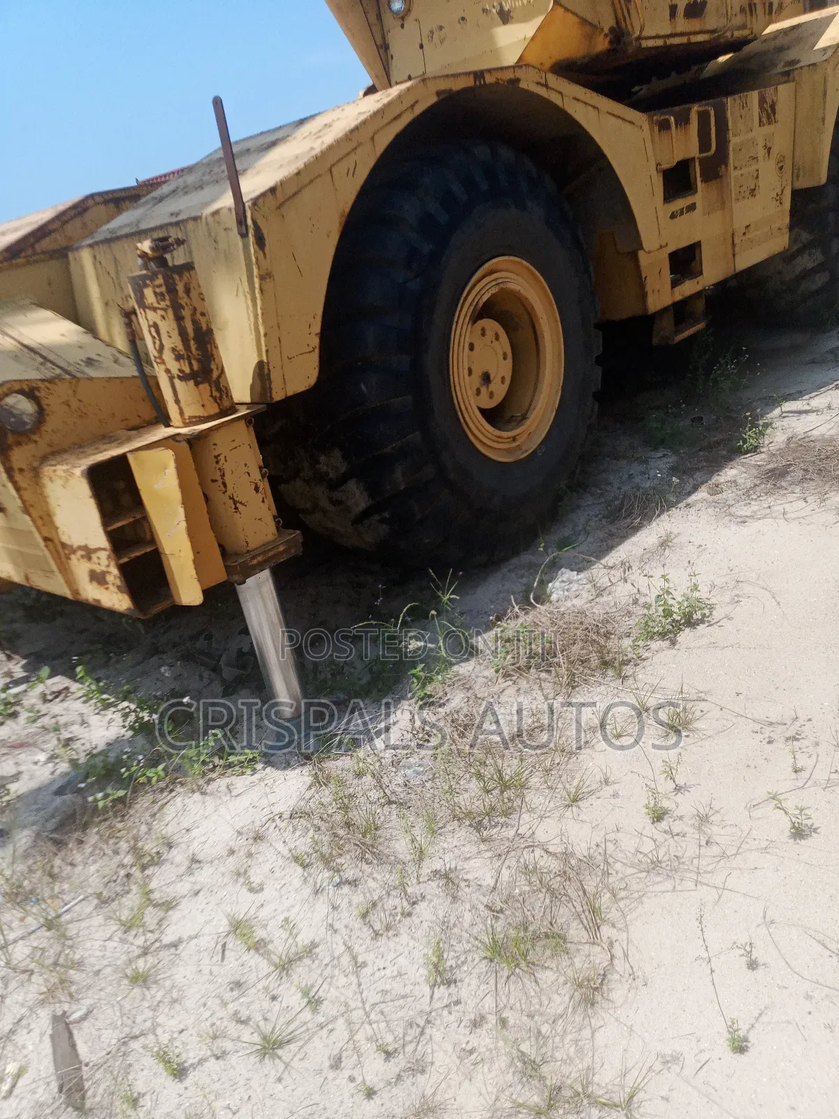 35tons 4by4 Caterpillar Crane