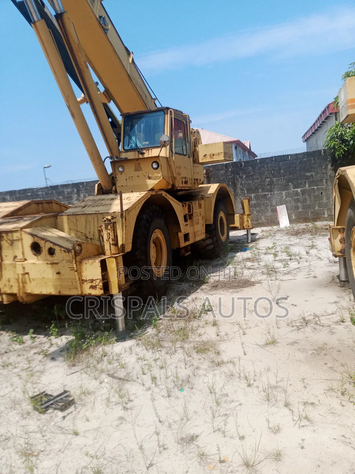 35tons 4by4 Caterpillar Crane