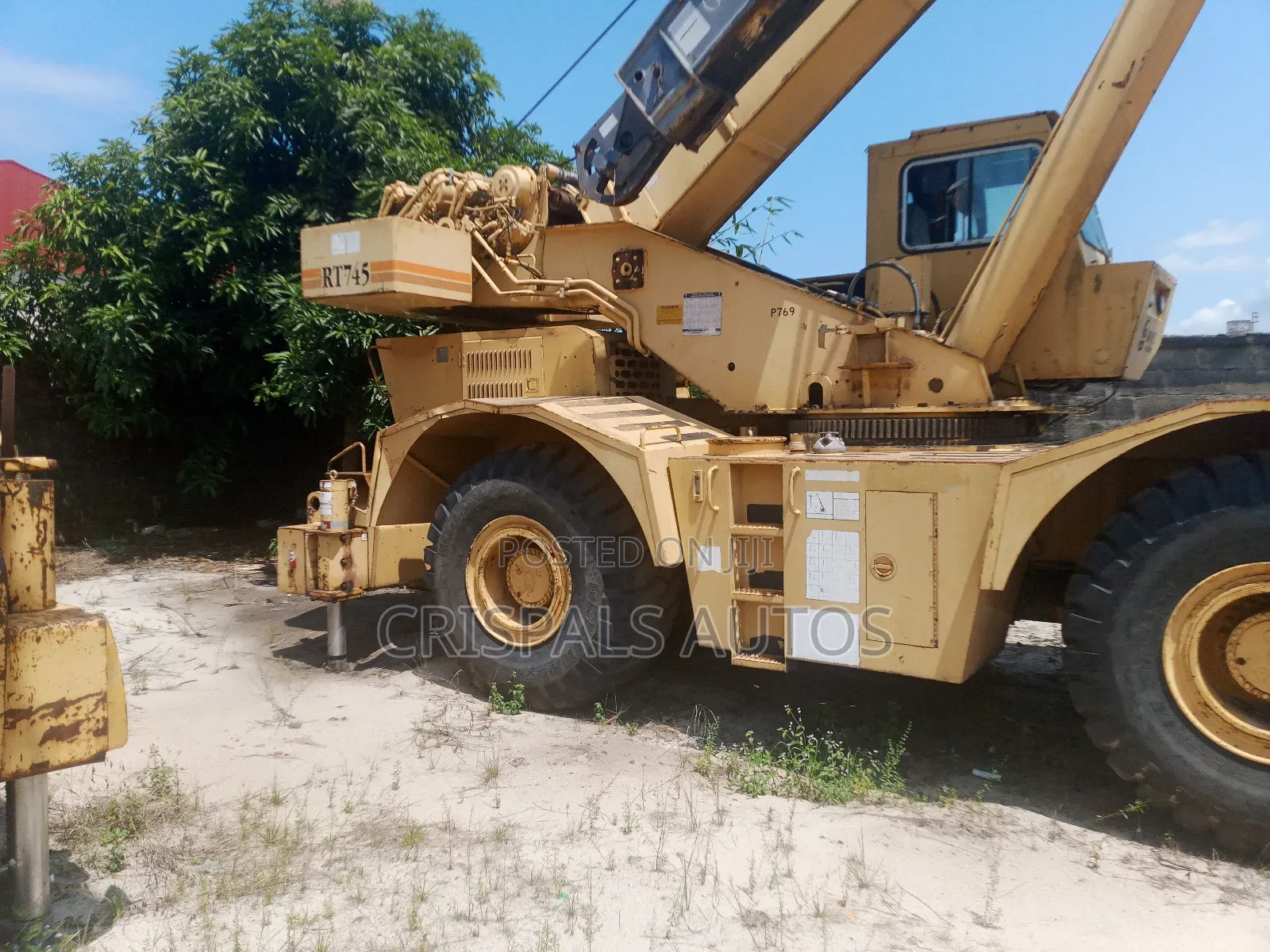 35tons 4by4 Caterpillar Crane