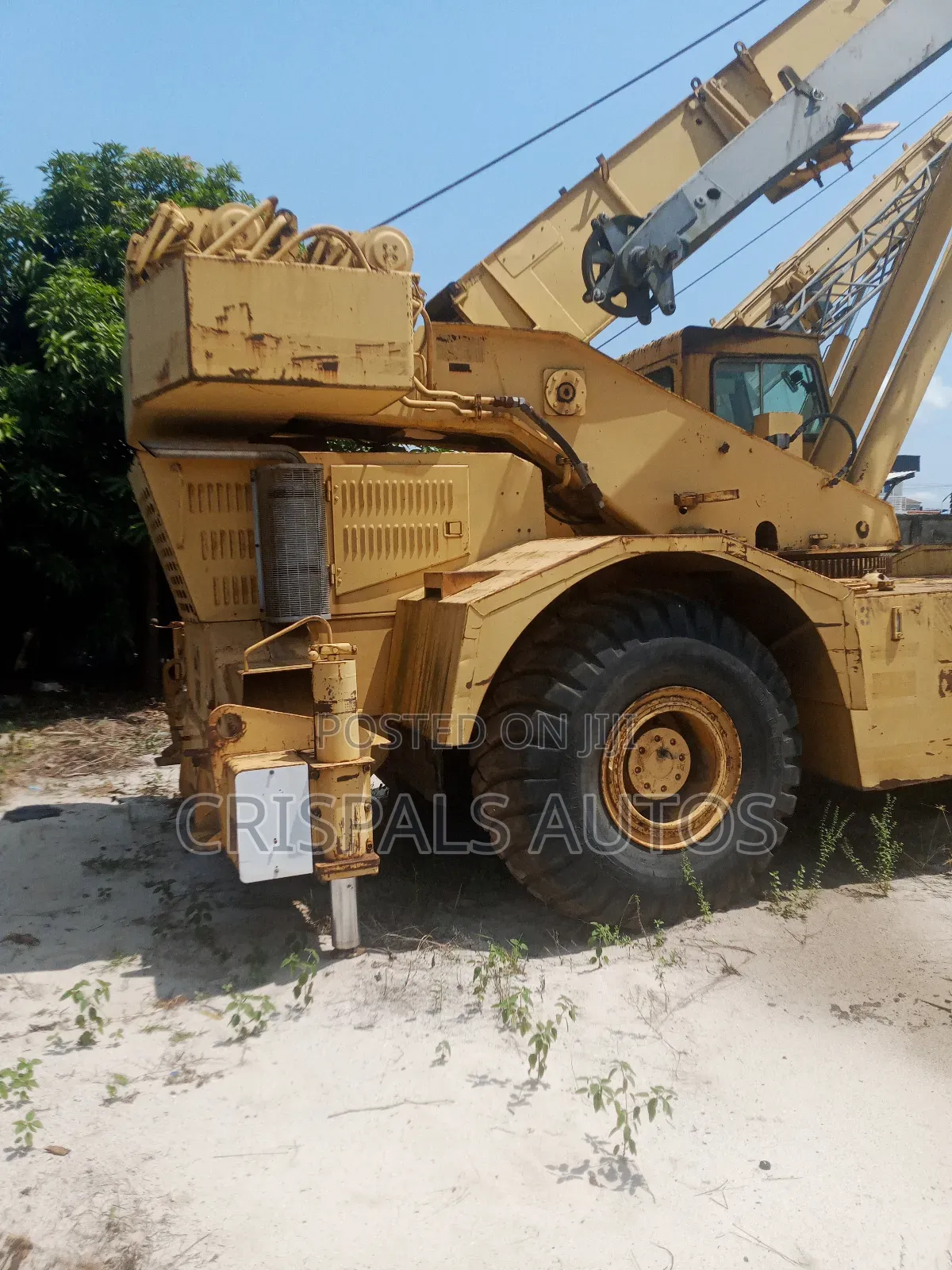 35tons 4by4 Caterpillar Crane