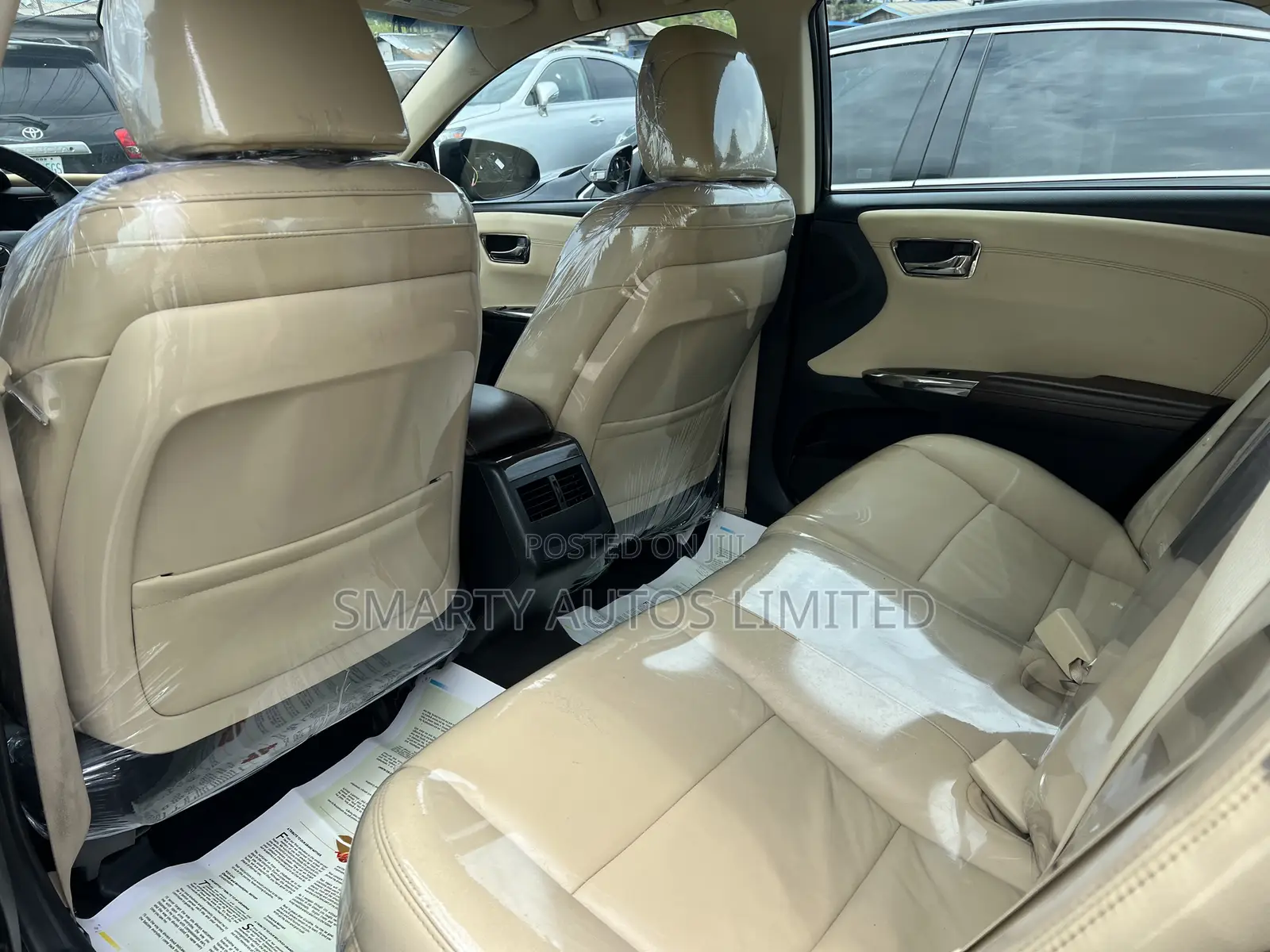 Toyota Avalon 2015 Brown
