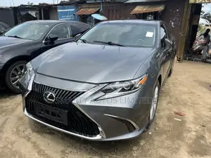 Lexus ES 350 FWD 2015 Silver