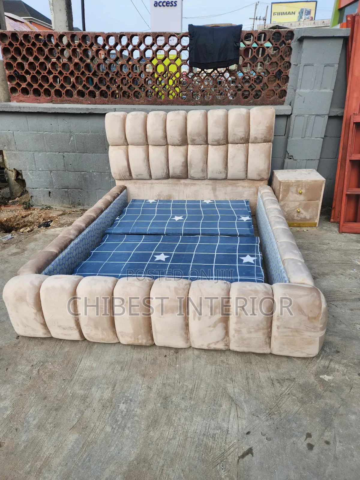 Bubble 4.5by6 With Its Side Drawer