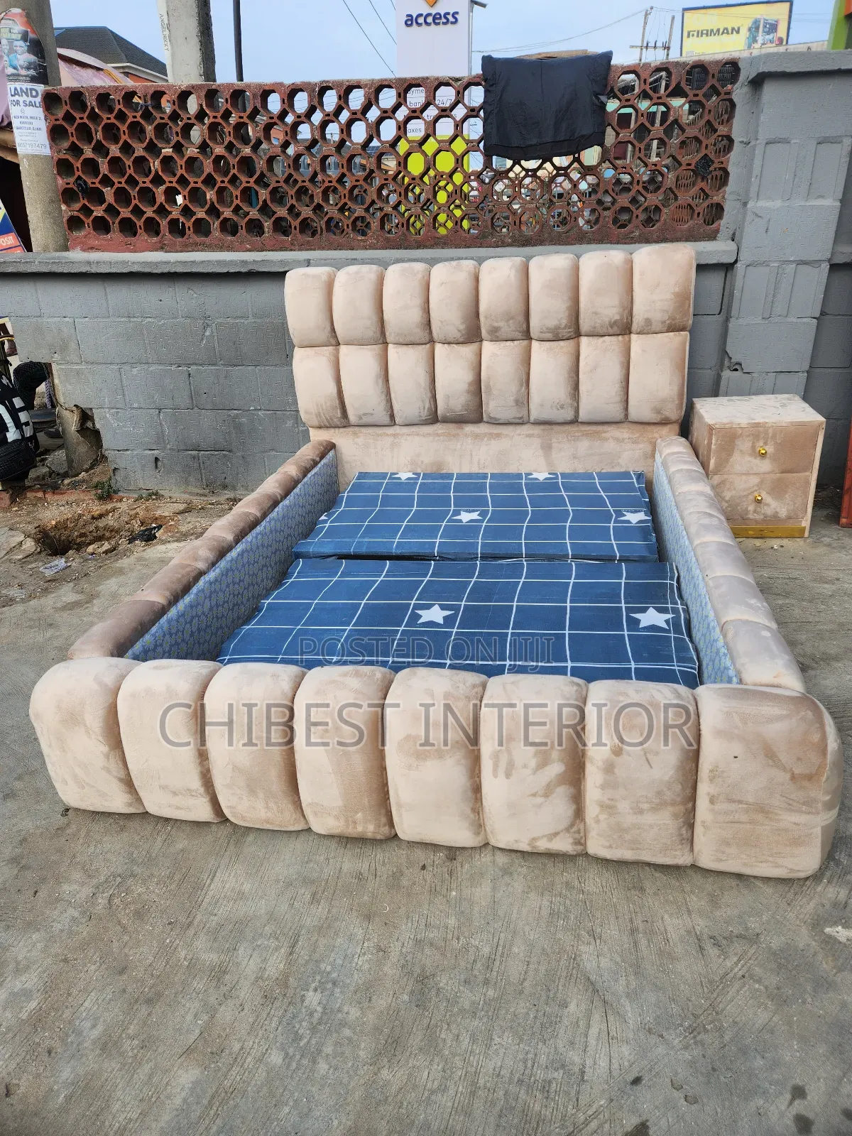 Neatly Padded 4.5by6 Bubble Bed.