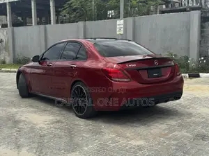 Photo - Mercedes-Benz C450 2016 Red