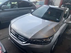 Honda Accord EX-L V-6 2dr Coupe (3.5L 6cyl 6A) 2015 Silver