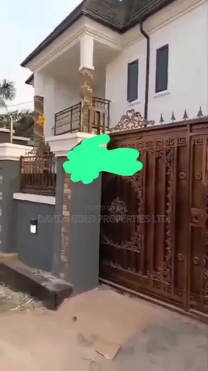 7bdrm Duplex in Benin City for sale