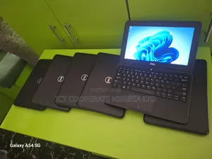Laptop Dell Latitude 3180 4GB Intel Celeron SSD 128GB
