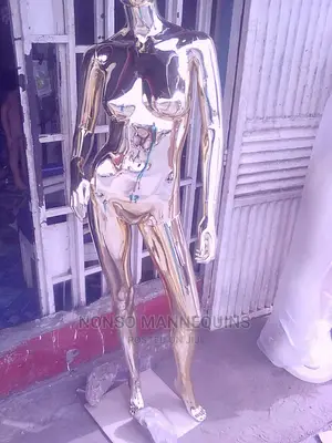 Female Gold Faceless Mannequin