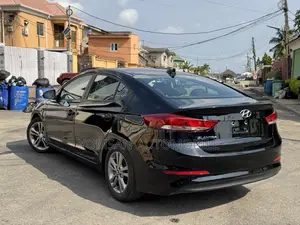 Hyundai Elantra ECO Sedan FWD (1.4L 4cyl 7A) 2017 Black