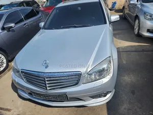 Mercedes-Benz C200 2011 Silver