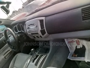 Toyota Tacoma Access Cab Automatic 2010 Red