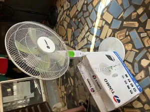 18” Tinmo Solar Standing Fan