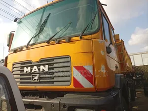 Mandiesel Tipper 12tyres