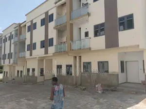 3bdrm Block of Flats in Katampe for sale
