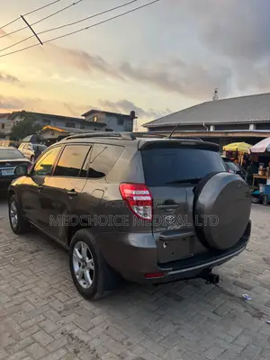 Toyota RAV4 3.5 Sport 4x4 2010 Gray