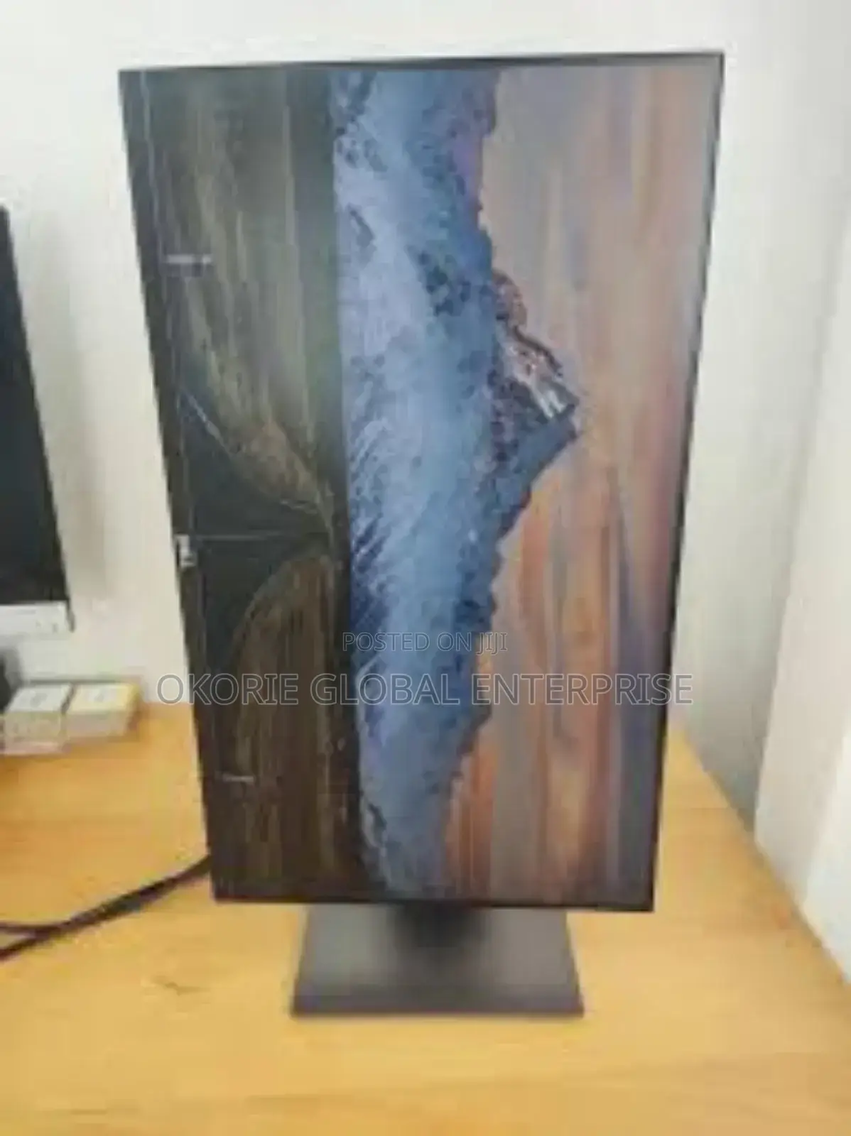 Ips Flameless Rotating Monitor