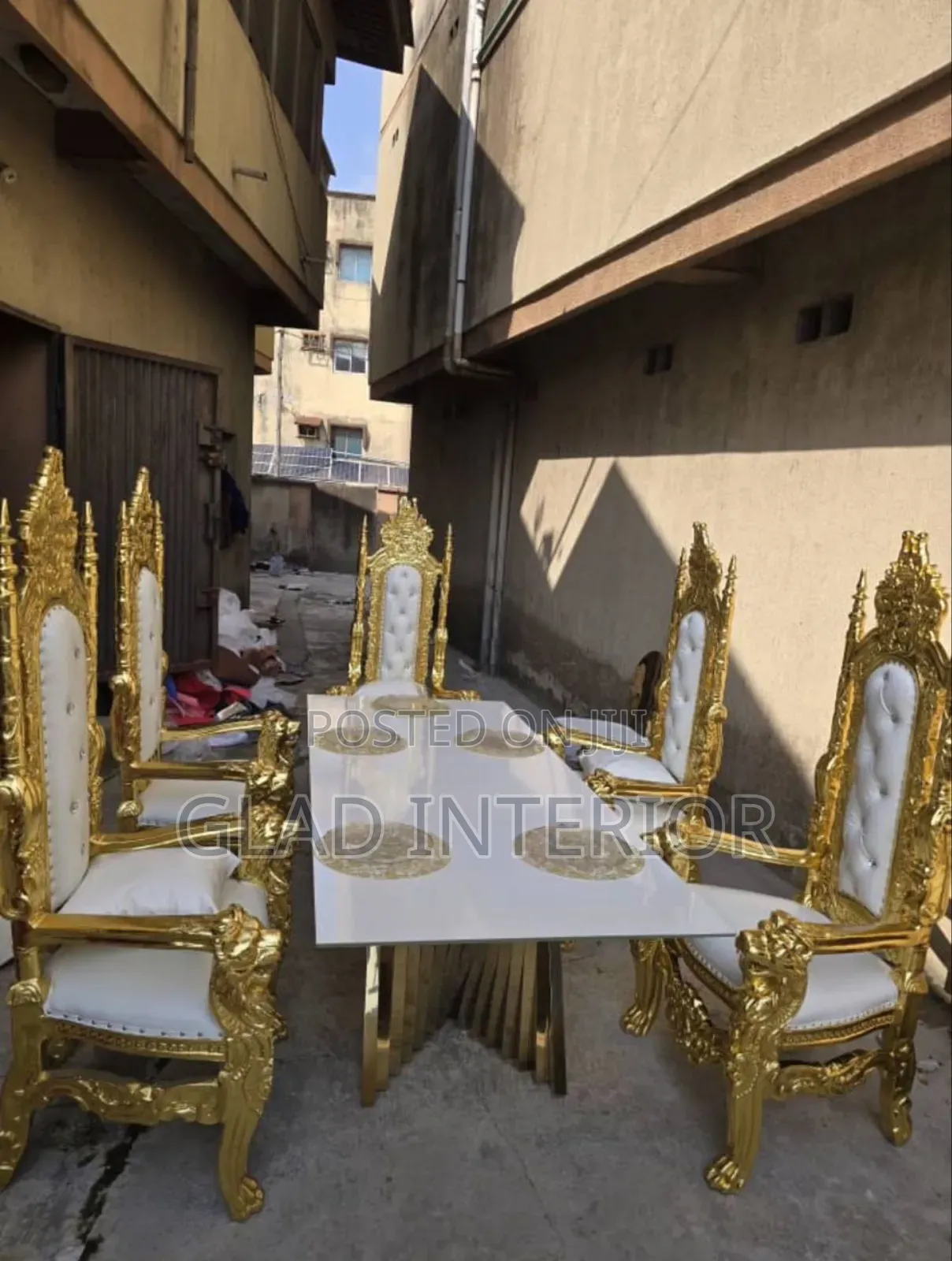 Executive Royal King Chair