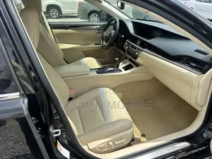 Lexus ES 2013 Black