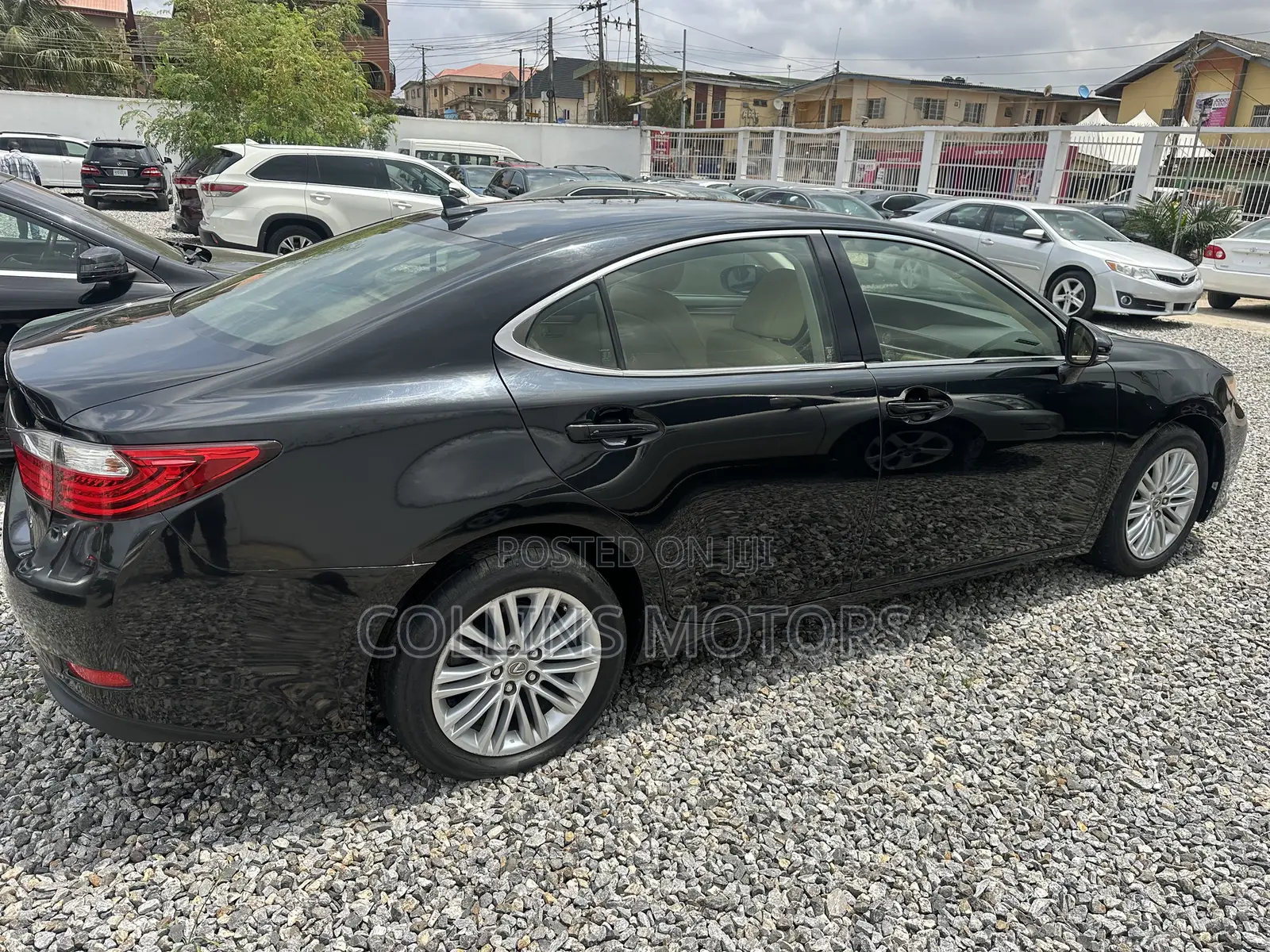 Lexus ES 2013 Black